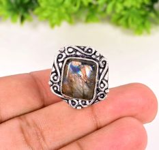 Handcrafted Oxidized Ring with Labradorite Gemstone for Women